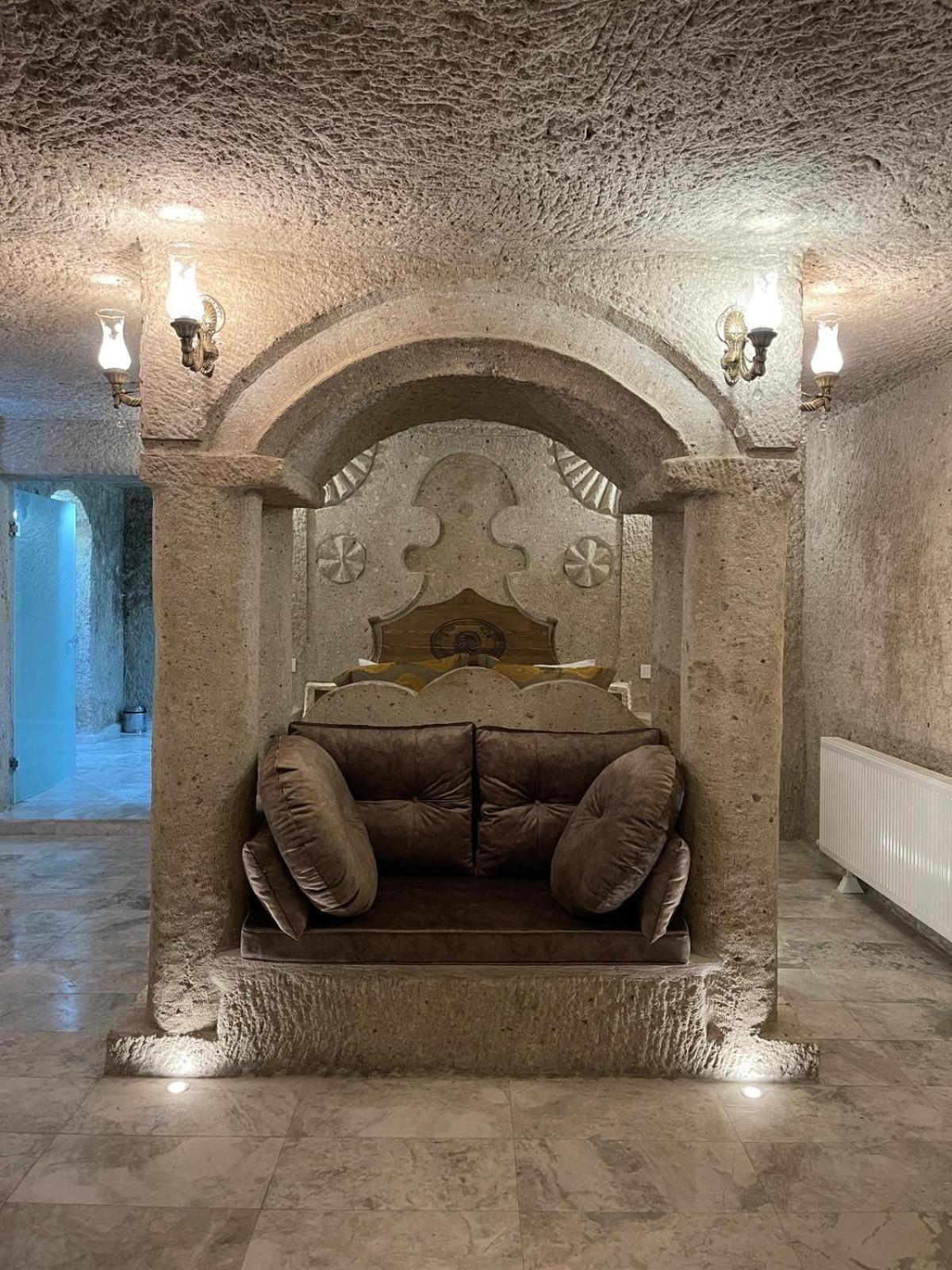 Cappadocia Empire Cave Hotel Göreme Ngoại thất bức ảnh