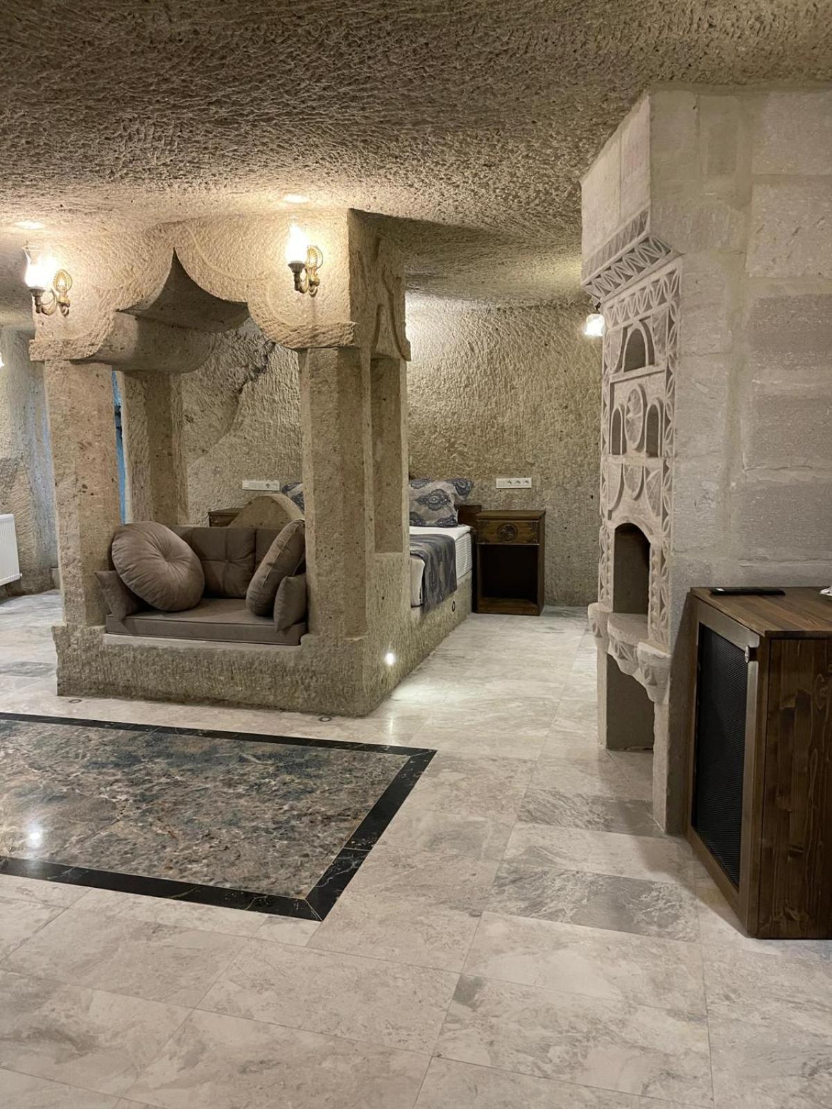Cappadocia Empire Cave Hotel Göreme Ngoại thất bức ảnh