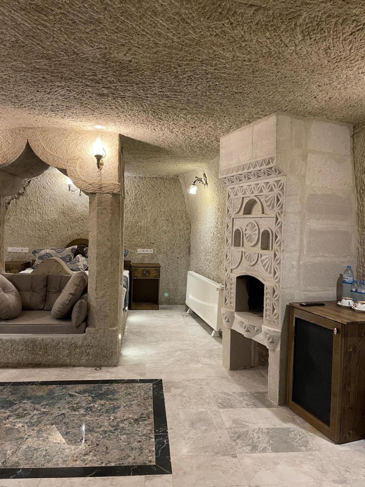 Cappadocia Empire Cave Hotel Göreme Ngoại thất bức ảnh