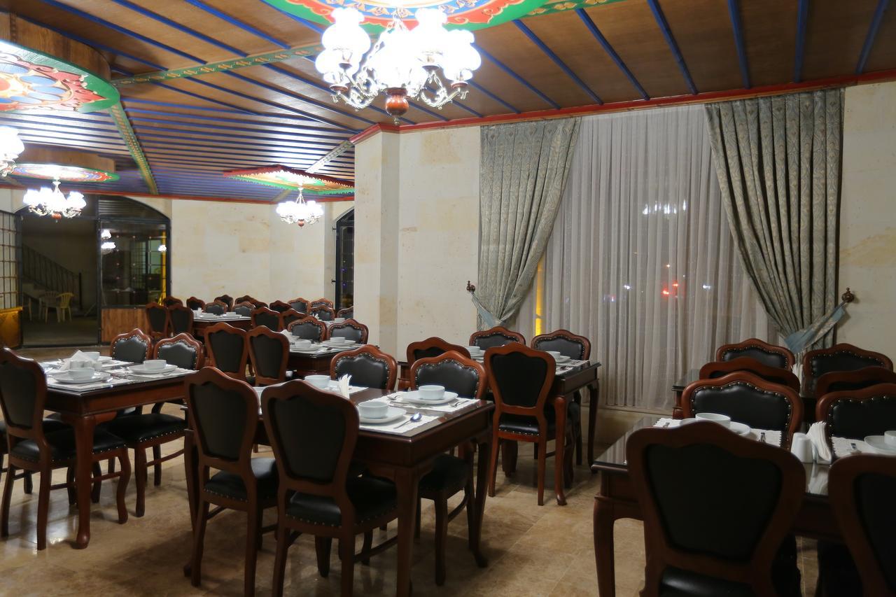 Cappadocia Empire Cave Hotel Göreme Ngoại thất bức ảnh